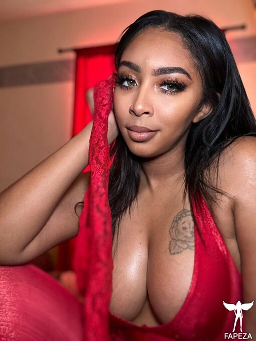 ChrissyLaBleu